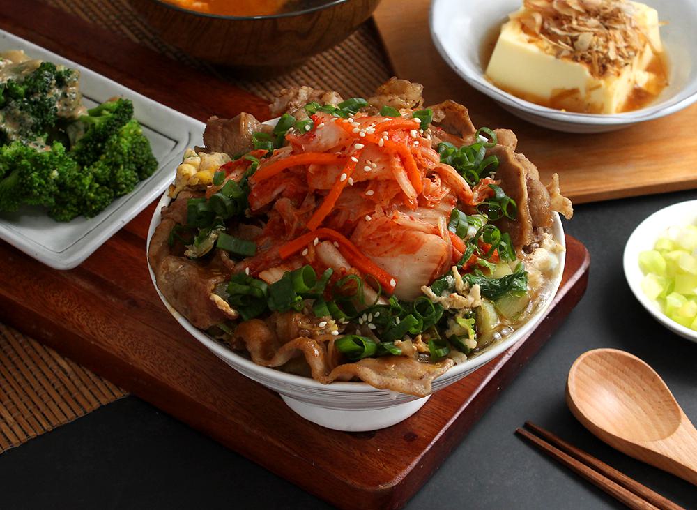 泡菜牛丼